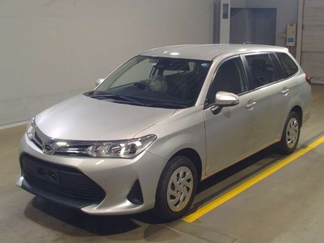 12701 Toyota Corolla fielder NZE164G 2019 г. (TAA Yokohama)